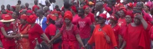 Article : Les femmes togolaises en travail pour accoucher de… la démocratie !